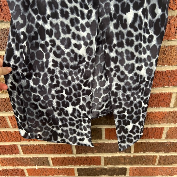 Express Black and Gray Cheetah Print Open Back Chiffon Tank Top - Picture 3 of 3